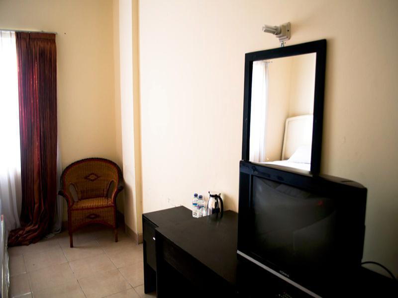 King Hotel Wates  Zewnętrze zdjęcie